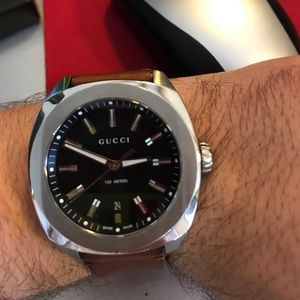 Authentic Gucci GG2570 Brown Leather Watch